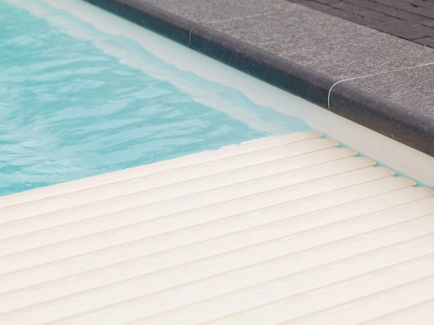 Roldeck PVC Creme Lamellen 3 Roldeck PVC Creme Lamellen